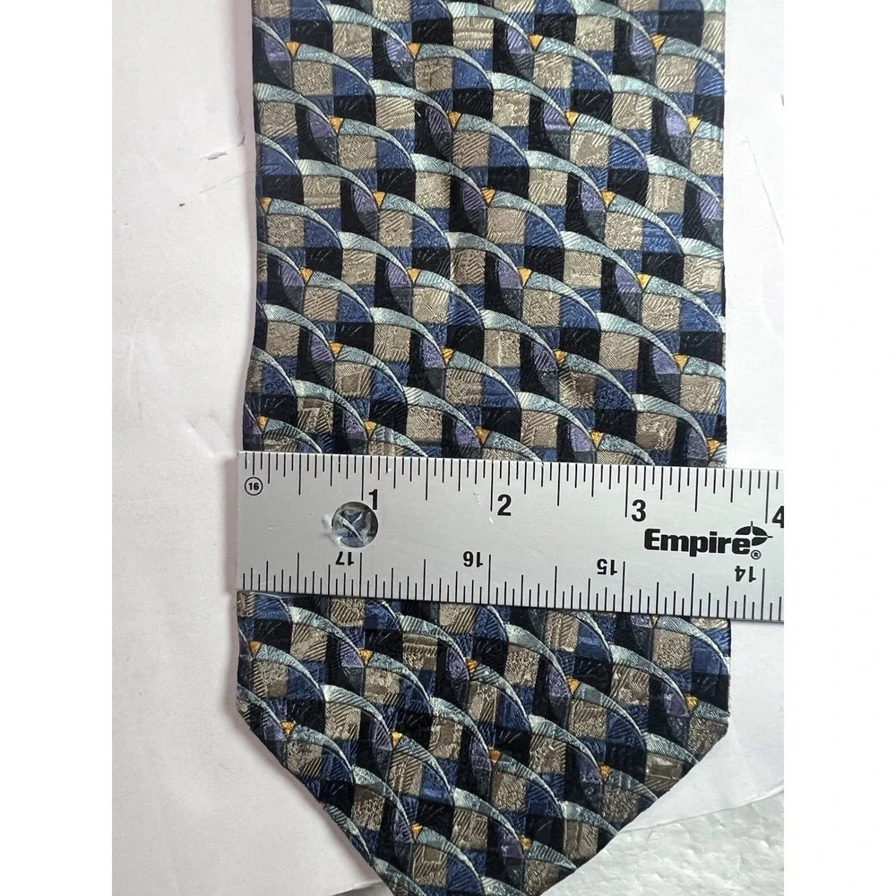 Ermenegildo Zegna Tie 100% Silk Geometric Made in Italy 58